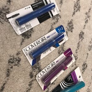 4x COVERGIRL Mascaras